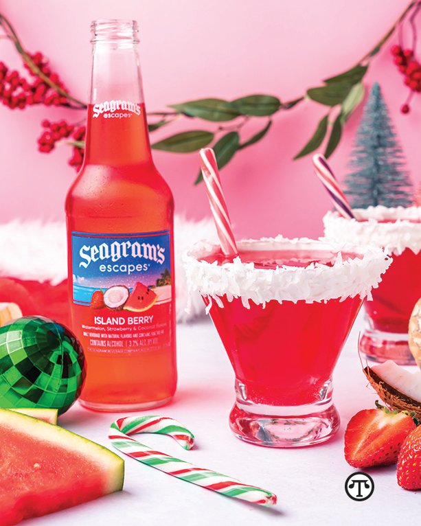 This Santa Hat Martini can help you make holiday wishes for a great party drink come true.